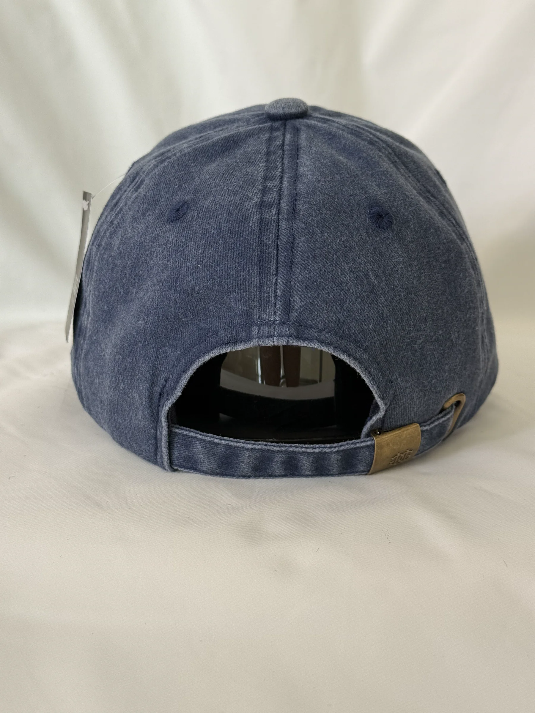 UGG Australian Collection Embroidered Cap product detail 10 image