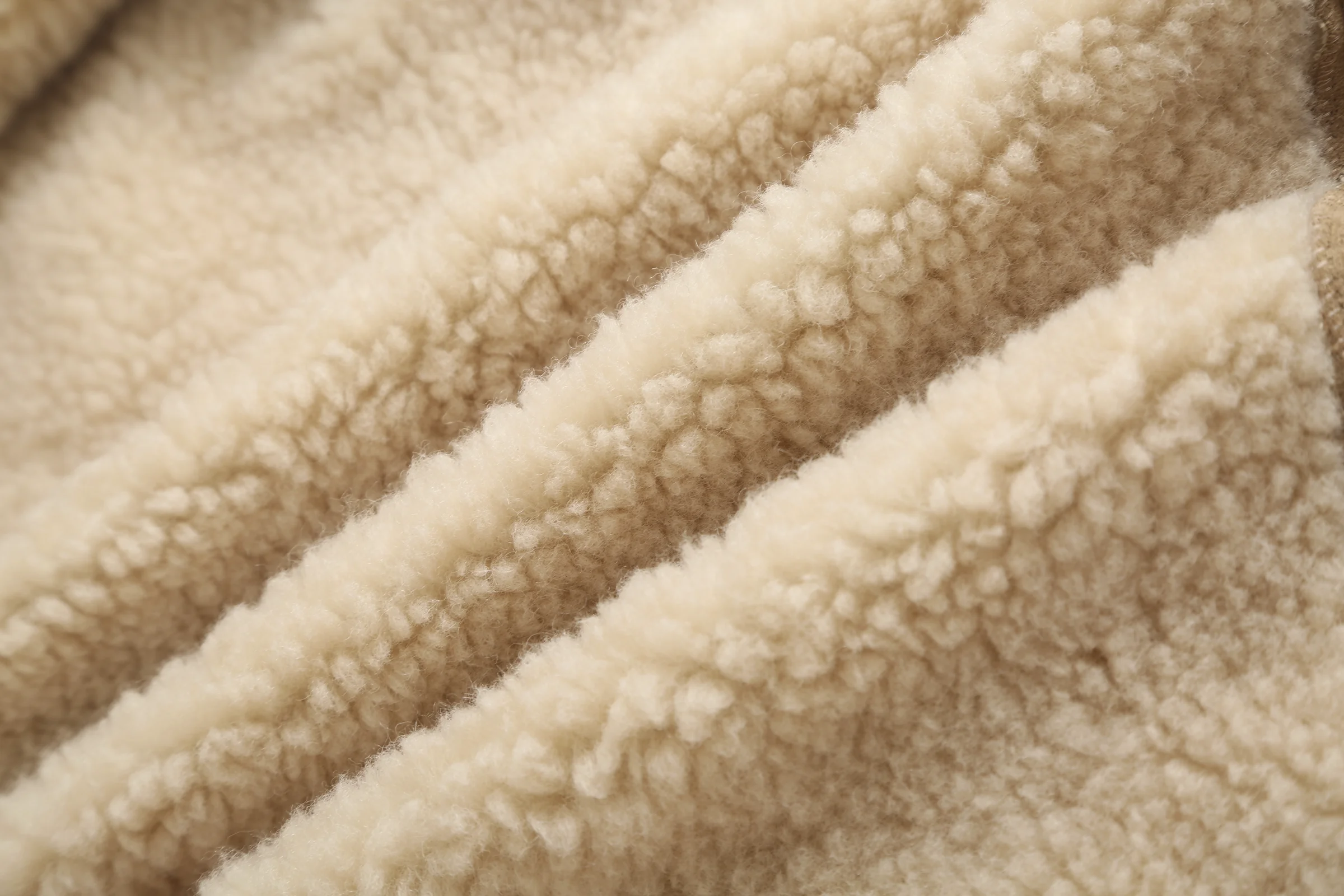 Maverick Women's UGG Shearling Jacket product detail 9 image
