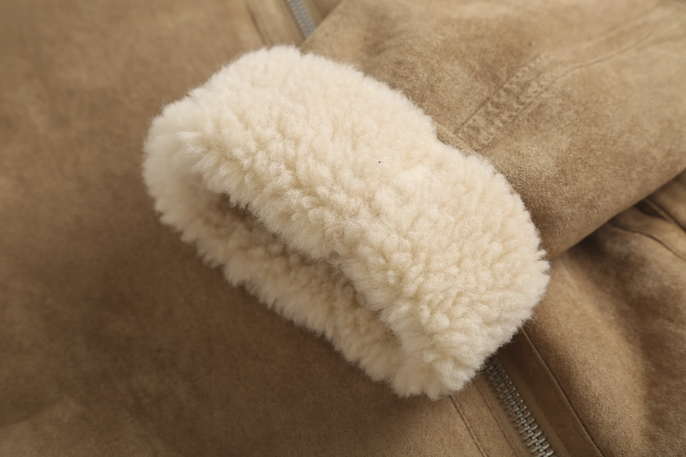 Maverick Women's UGG Shearling Jacket product detail 10 image